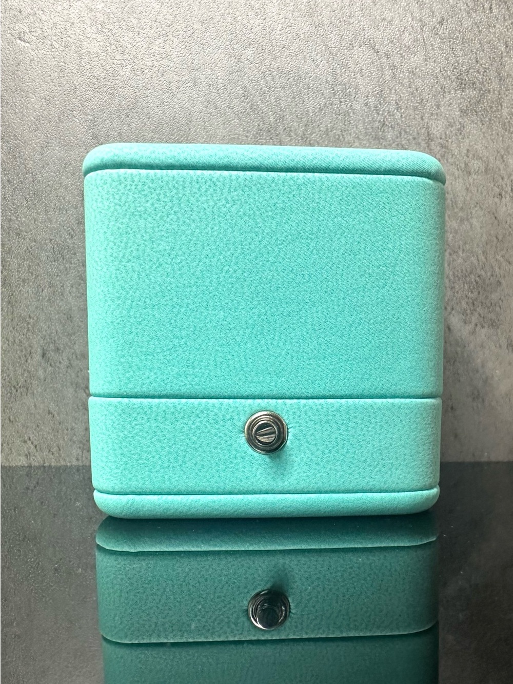 Tiffany & Co. Turquoise Ring Box with Black Velvet Interior - Picture 2 of 5